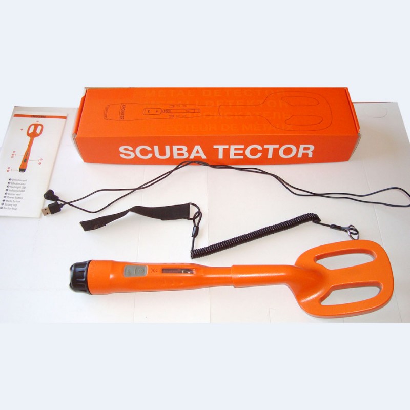 Détecteur de métaux sous-marin dans sa boite
