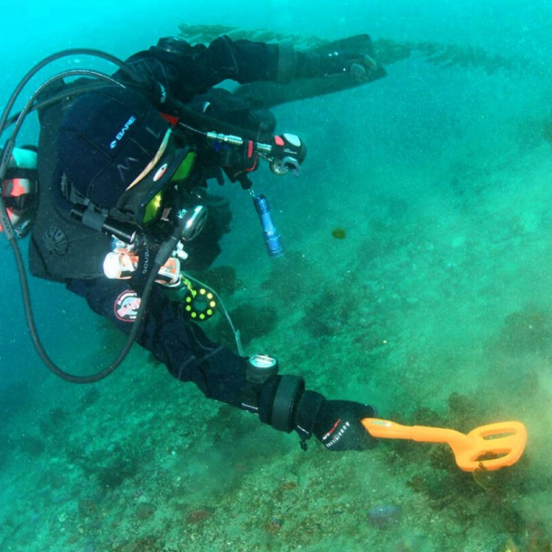 Le Scuba Tector en action