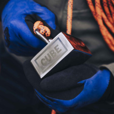 Aimant néodyme Magnetar Cube 1350 kg 2