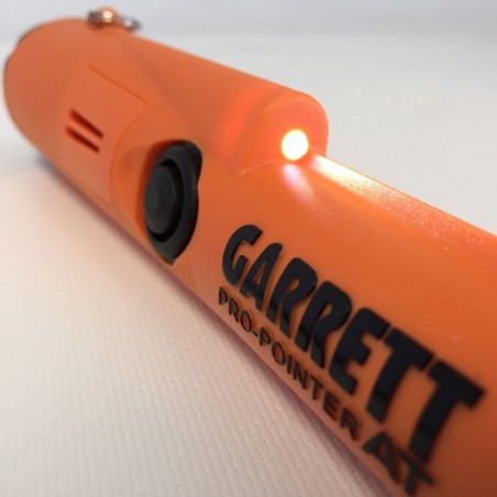 Détail du Pro Pointer AT avec sa lampe LED
