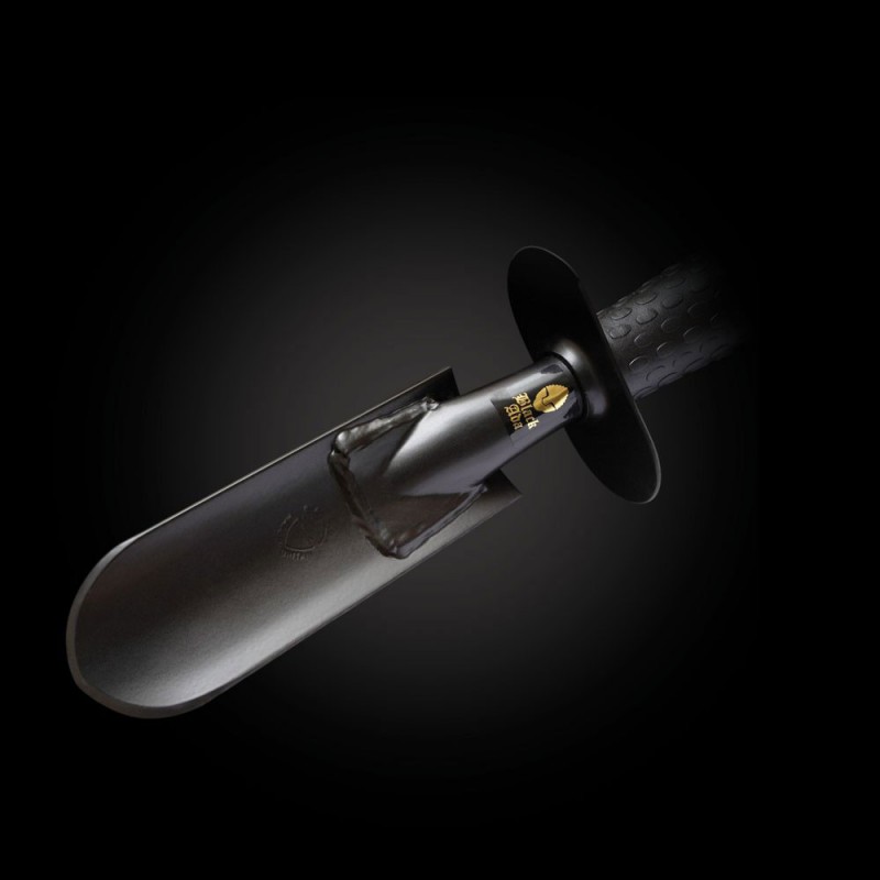 Gros plan sur la pelle Dagger